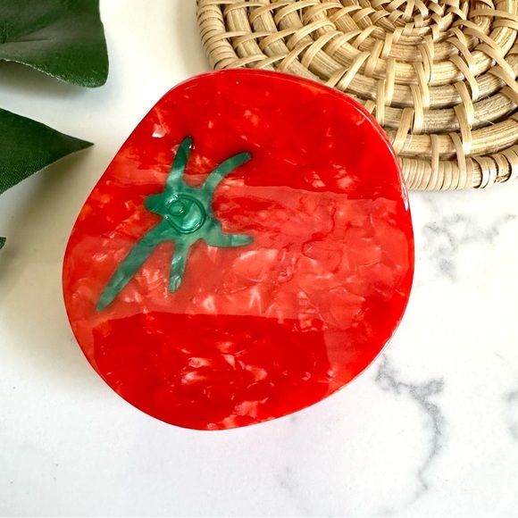 2/$30🌵 Tomato Claw Clip Food Novelty Hair Accessory Acrylic Clip Italian NEW - Picture 5 of 10